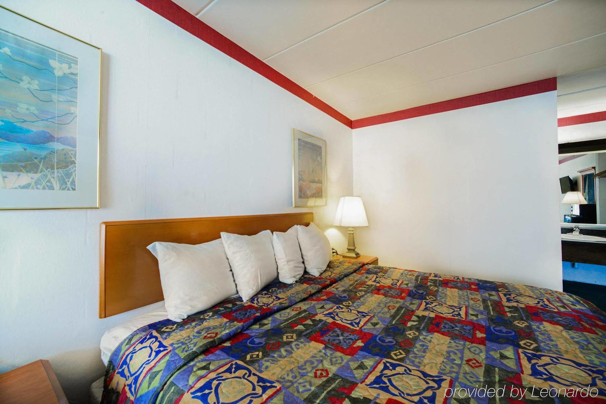 Maryville Inn Экстерьер фото